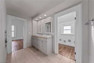 1554 W 29th St, Loveland, OH 44113 - Photo 31