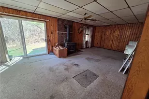 54990 Maple Ave, Bridgeport, OH 43912 - Photo 5