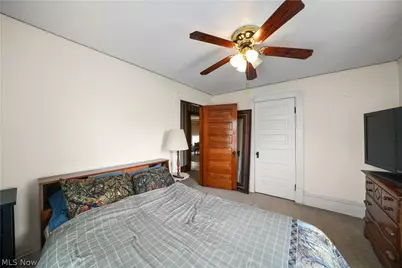 128 6th Street NW, Barberton, OH 44203 - Photo 33