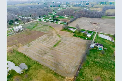 Pigeon Run Avenue SW, Navarre, OH 44662 - Photo 11