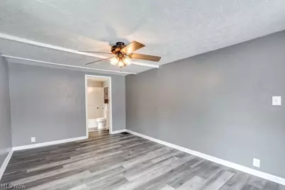 3949 Beck Avenue, Louisville, OH 44641 - Photo 11