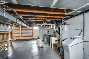 3949 Beck Ave, Louisville, OH 44641 - Photo 23