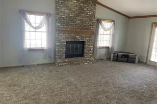 181 Talsman Dr, Canfield, OH 44406 - Photo 3