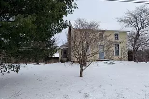 5281 Monroe Center Rd, Conneaut, OH 44030 - Photo 3