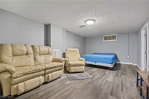 1623 Sunset Ave, Akron, OH 44301 - Photo 19