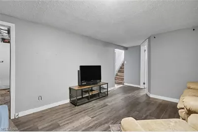 1623 Sunset Avenue, Akron, OH 44301 - Photo 21