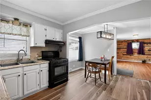 107 Renee Dr, Struthers, OH 44471 - Photo 11