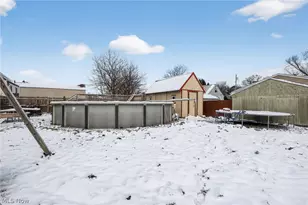 107 Renee Dr, Struthers, OH 44471 - Photo 27