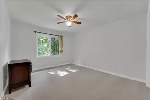 416 Castle Pines Dr, Akron, OH 44333 - Photo 41