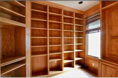 416 Castle Pines Drive, Akron, OH 44333 - Photo 23