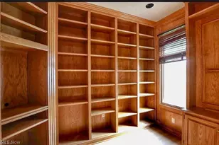 416 Castle Pines Dr, Akron, OH 44333 - Photo 23