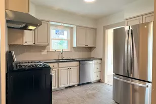 419 Oak Knoll NE, Warren, OH 44483 - Photo 3