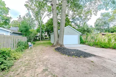 3821 Montevista Road, Cleveland Heights, OH 44121 - Photo 5