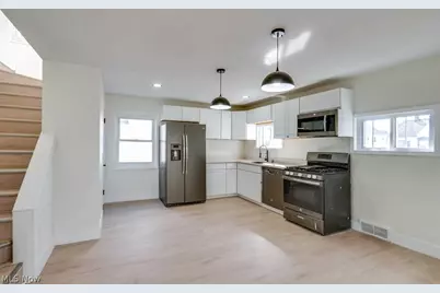 4455 W 56th Street, Loveland, OH 44144 - Photo 9