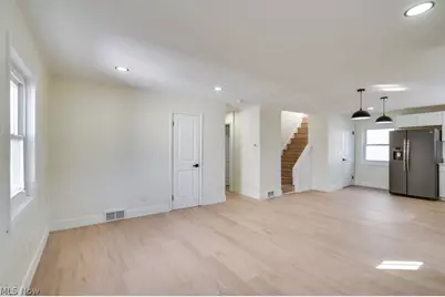 4455 W 56th Street, Loveland, OH 44144 - Photo 7