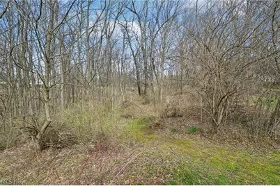 3432 Brookpoint Lane, Cuyahoga Falls, OH 44223 - Photo 35