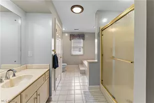 1215 Greenmont Cir, Vienna, WV 26105 - Photo 33