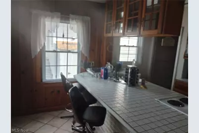 2119 E Erie Avenue, Lorain, OH 44052 - Photo 13