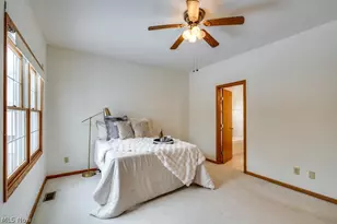 1235 Spring Ridge Cir, Alliance, OH 44601 - Photo 25