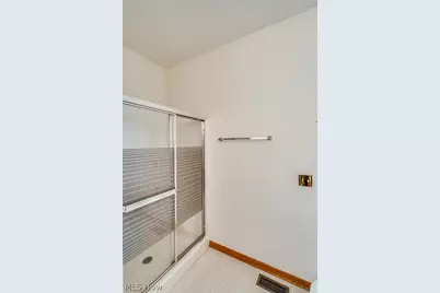 1235 Spring Ridge Circle, Alliance, OH 44601 - Photo 49