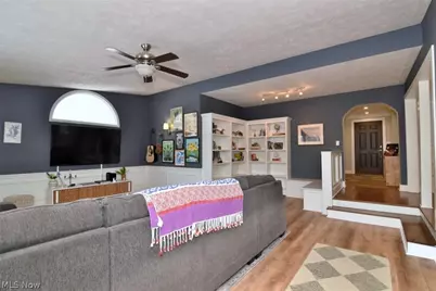 324 South Street, Chardon, OH 44024 - Photo 13