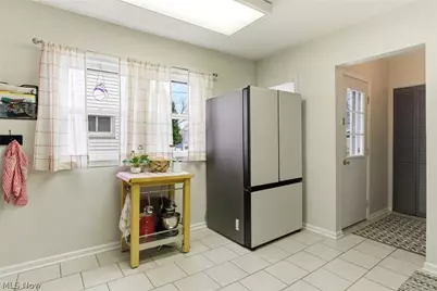 2080 Mars Avenue, Oakwood, OH 44107 - Photo 17