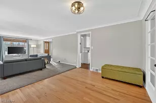 2416 Fenwood Rd, University Heights, OH 44118 - Photo 5