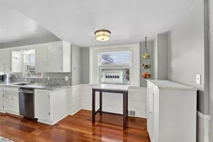 2416 Fenwood Rd, University Heights, OH 44118 - Photo 11