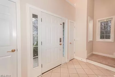 3729 Edgehill Drive, Loveland, OH 44121 - Photo 3