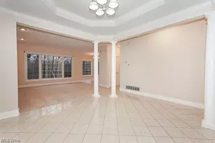 3729 Edgehill Dr, Loveland, OH 44121 - Photo 5