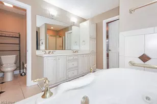 3729 Edgehill Dr, Loveland, OH 44121 - Photo 25