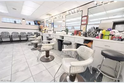 17201 Euclid Avenue, Loveland, OH 44112 - Photo 9