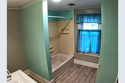 328 W Bowman Street, Wooster, OH 44691 - Photo 17