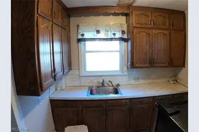 328 W Bowman Street, Wooster, OH 44691 - Photo 9