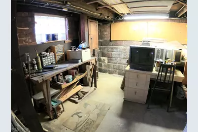 328 W Bowman Street, Wooster, OH 44691 - Photo 27