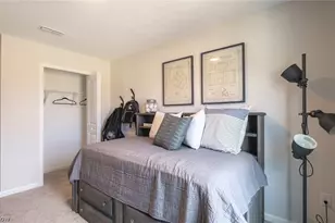 424 Honeycrisp Dr NE, Louisville, OH 44641 - Photo 9