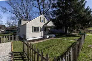 1463 4th St, Lakemore, OH 44250 - Photo 3