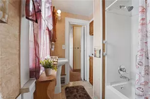 725 Union Ave, Ashtabula, OH 44004 - Photo 19