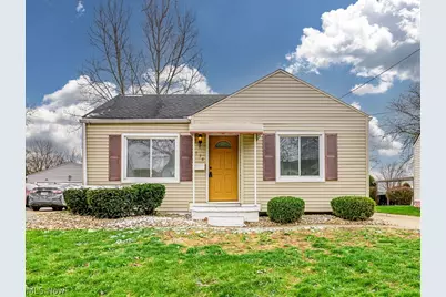 634 Prentiss Avenue, Akron, OH 44306 - Photo 1