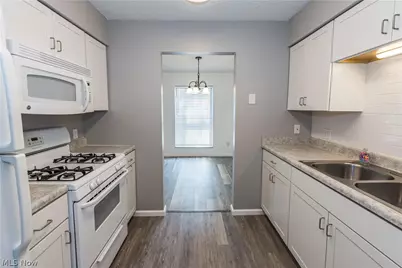 2796 Mull Avenue #E, Copley, OH 44321 - Photo 17