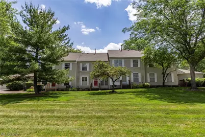 2796 Mull Avenue #E, Copley, OH 44321 - Photo 1
