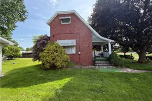 218 S Lawn Dr, Newcomerstown, OH 43832 - Photo 11