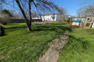 218 S Lawn Dr, Newcomerstown, OH 43832 - Photo 11