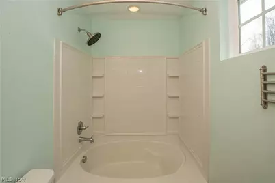 6525 Pine Bluff Avenue NE, Canton, OH 44721 - Photo 23