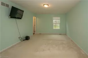 6525 Pine Bluff Ave NE, Canton, OH 44721 - Photo 19