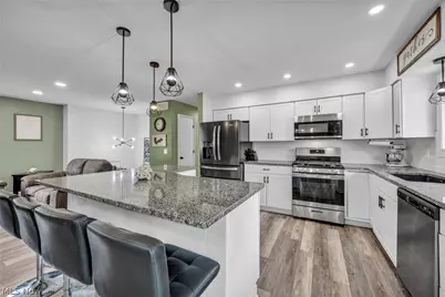 692 Zeletta Drive, Akron, OH 44319 - Photo 13