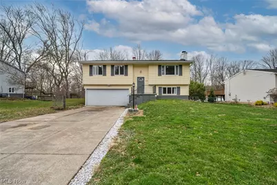 692 Zeletta Drive, Akron, OH 44319 - Photo 3