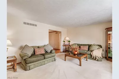 3685 Baumberger Road, Stow, OH 44224 - Photo 7