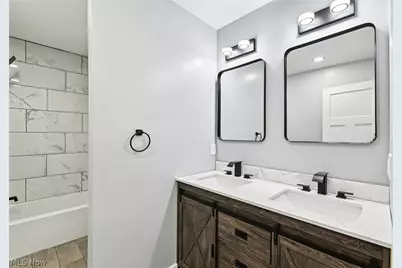1828 W 57th Street, Loveland, OH 44102 - Photo 25
