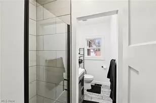 1828 W 57th St, Loveland, OH 44102 - Photo 17